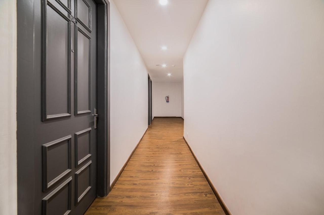Oyo Townhouse 086 Pankha Road 4* New Delhi