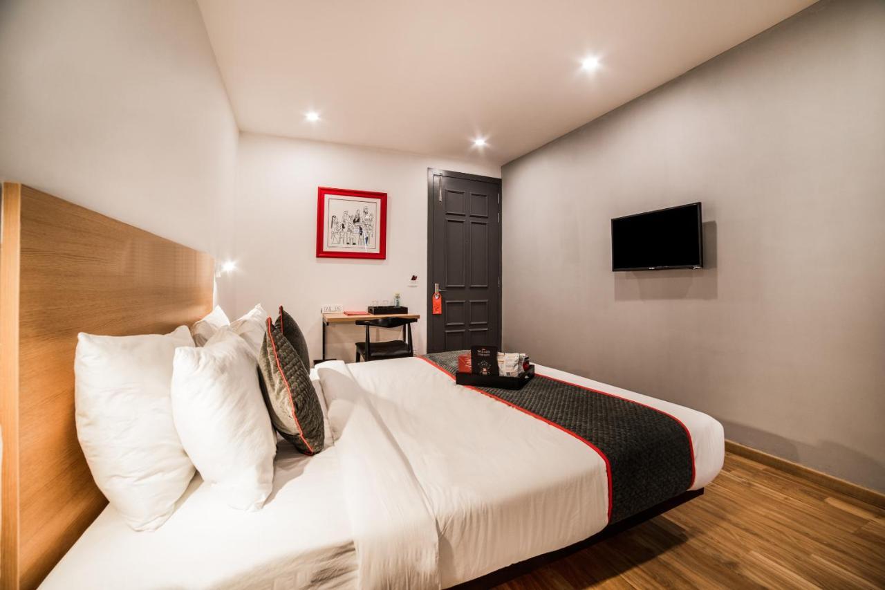 Hotel Oyo Townhouse 086 Pankha Road New Delhi
