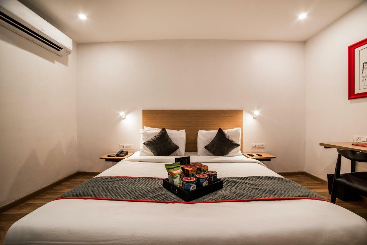 Oyo Townhouse 086 Pankha Road Hotel New Delhi