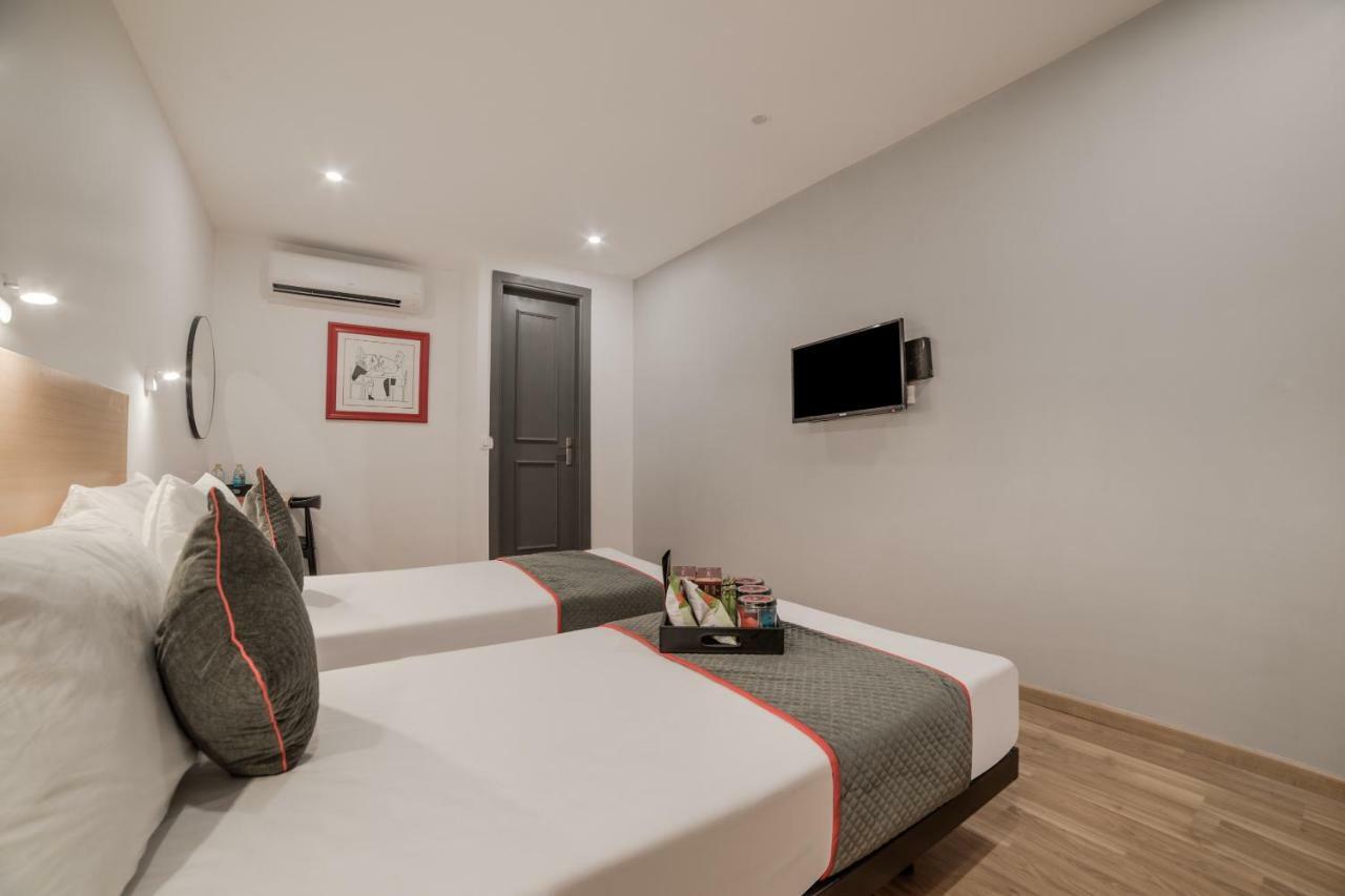 Oyo Townhouse 086 Pankha Road 4*