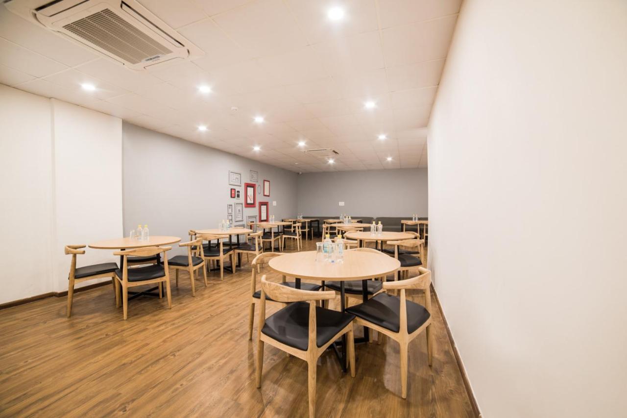 Hotel Oyo Townhouse 086 Pankha Road